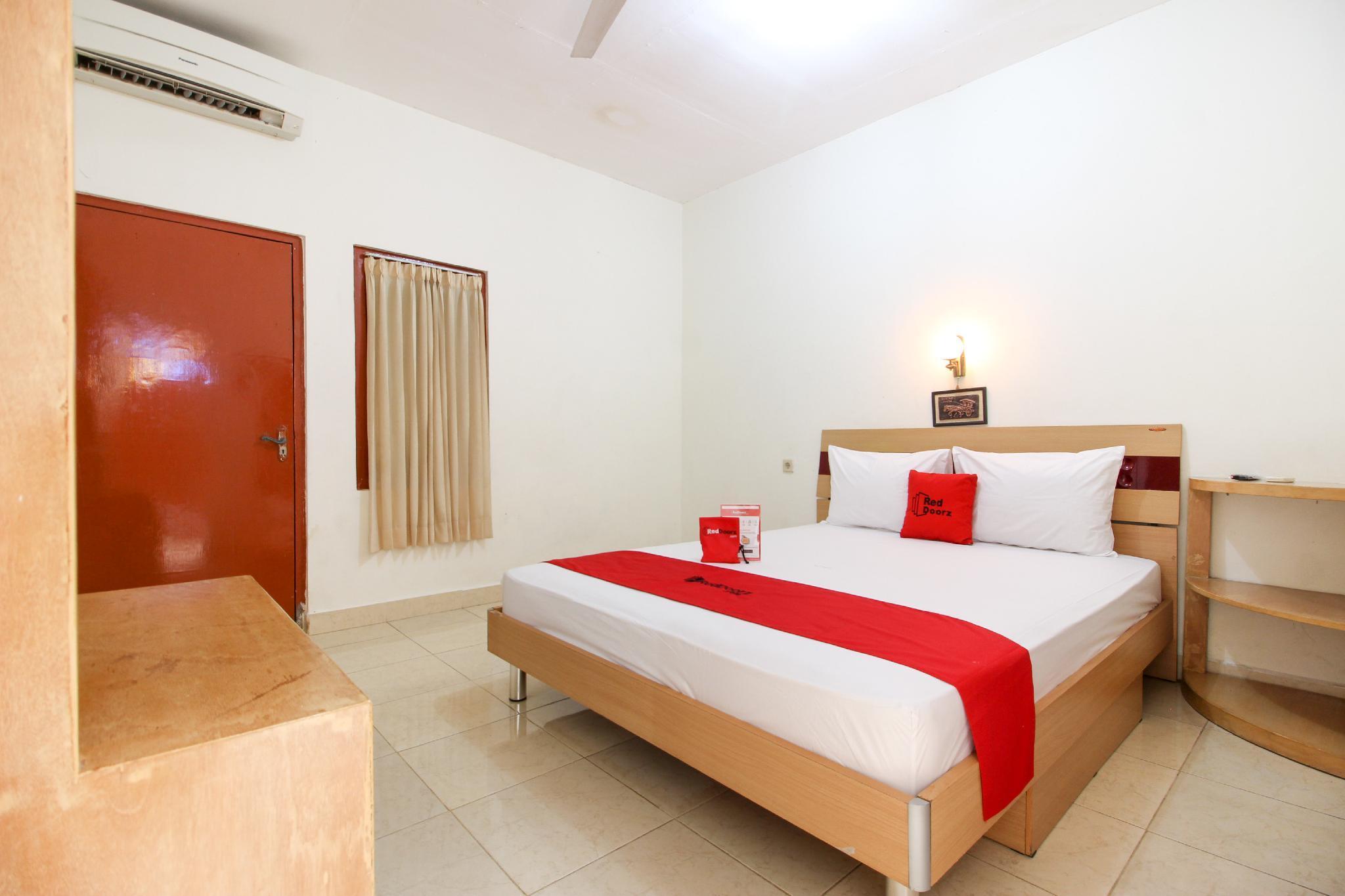 Reddoorz Syariah At Jalan Menteri Supeno Hotel Yogyakarta Kültér fotó